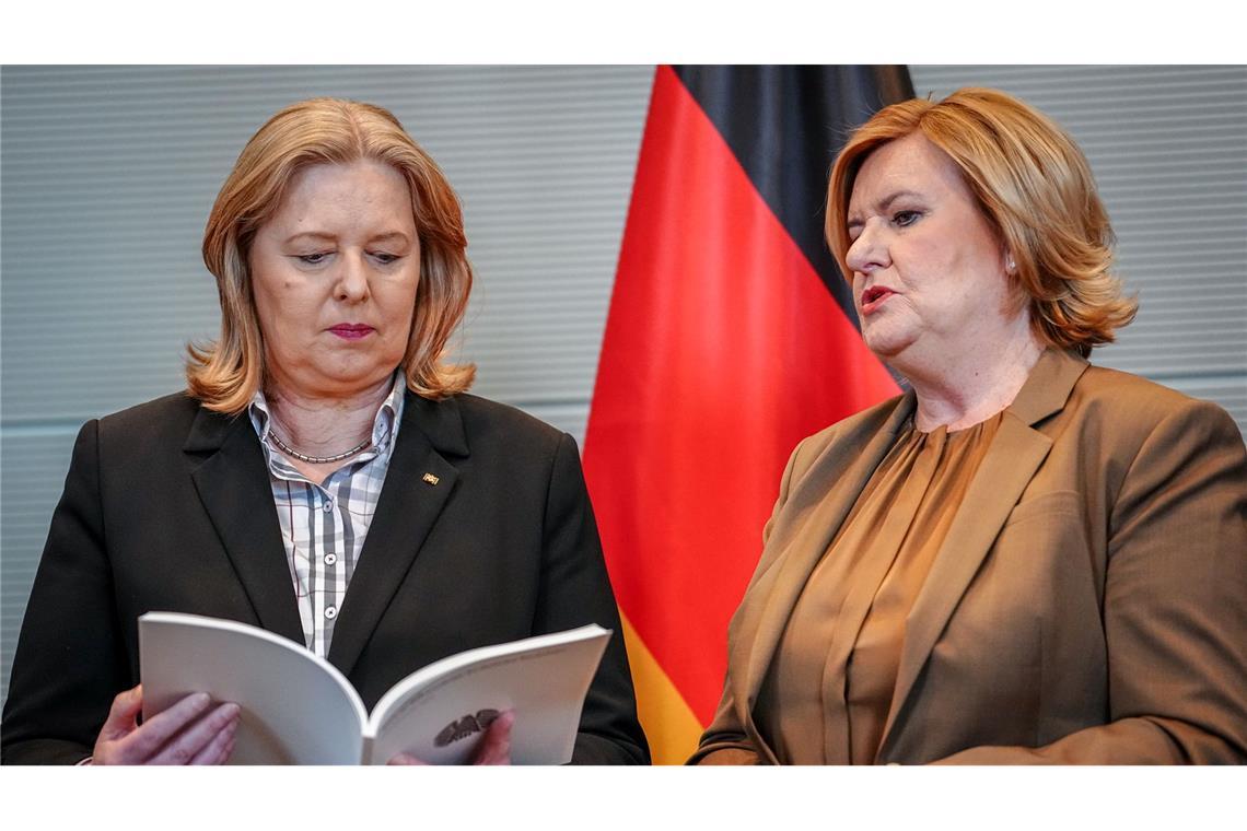 Högl: Bundestag sollte zügig über Wehrdienst entscheiden Übergabe des Jahresberichts 2024 der Wehrbeauftragten