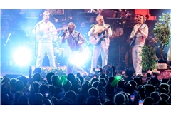 Überraschungsgast beim Eröffnungskonzert des "Kosmos"-Festivals im Sommer: die Chemnitzer Band Kraftklub. (Archivbild)