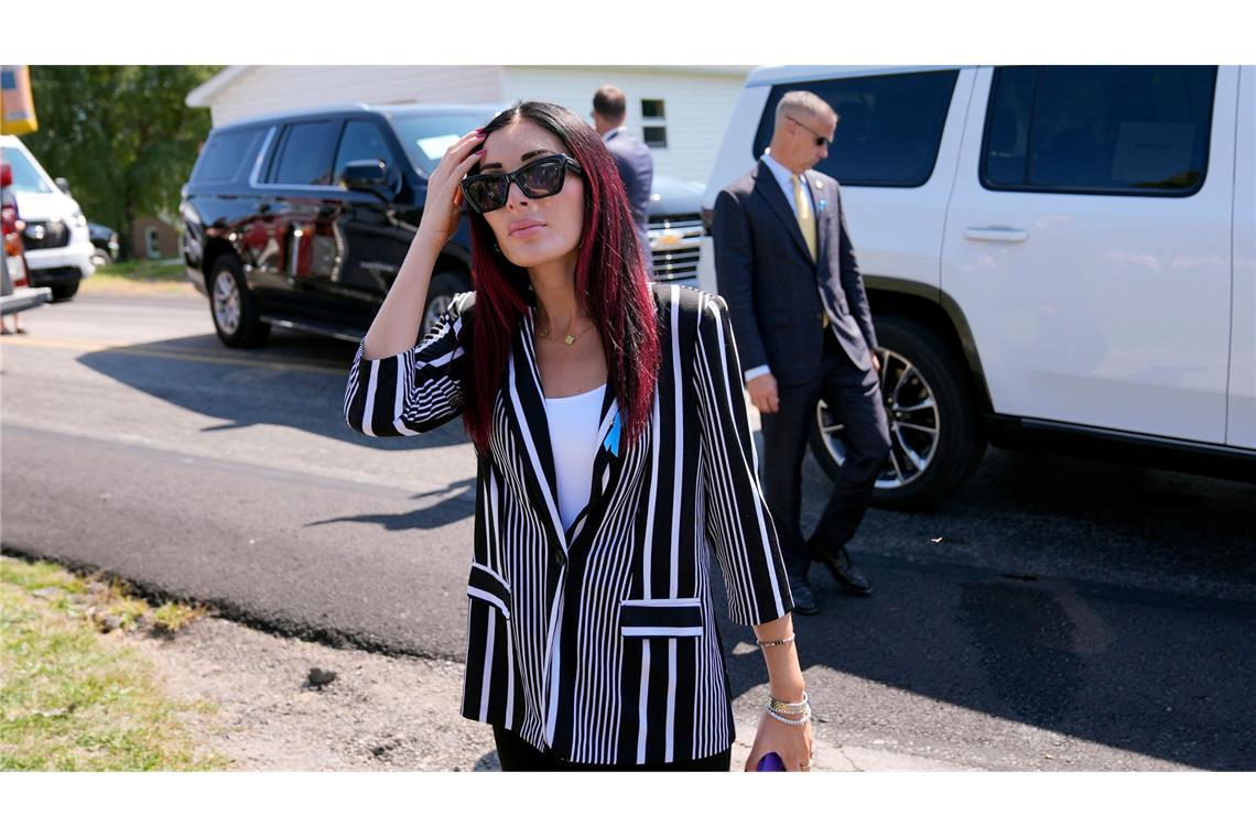 Trump wertschätzt Empfehlungen von ultrarechter Aktivistin Ultrarechte Influencerin Laura Loomer sorgt für Entlassungen im Weißen Haus