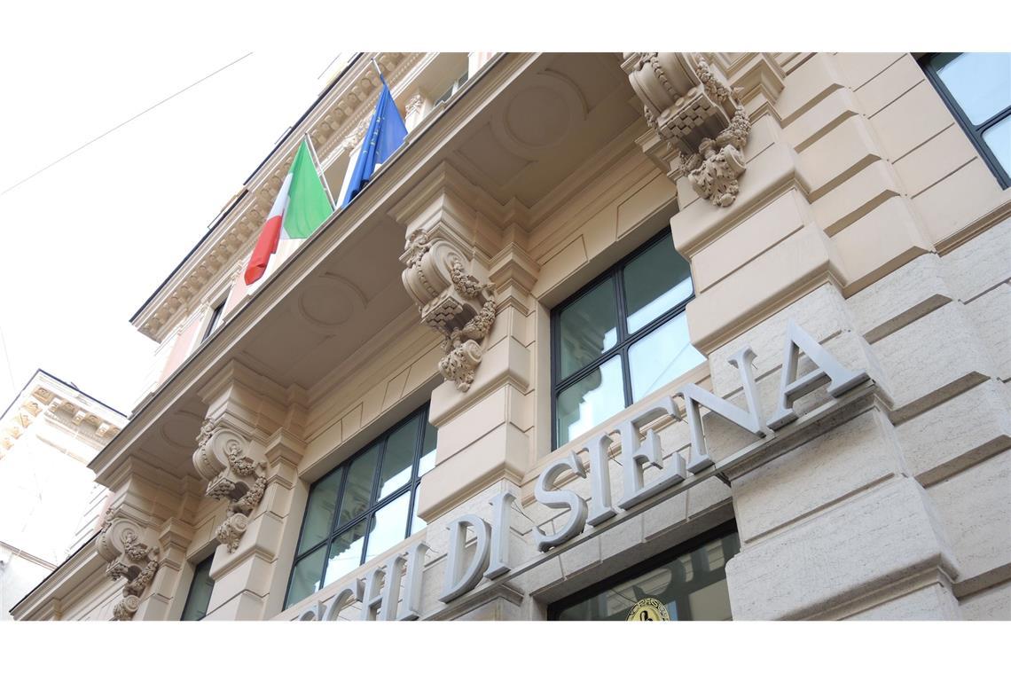 Um die einstige Krisenbank, die vor neun Jahren vom italienischen Staat vor dem Untergang gerettet worden war, kündigt sich ein Bieterkampf an. (Archivbild)