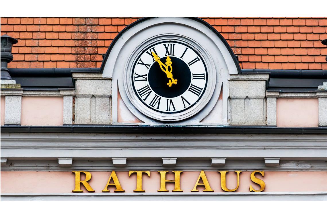 Kommunen stehen mit fast 25 Milliarden in der Kreide Um die Finanzen ist es in vielen Städten Deutschlands derzeit ziemlich schlecht bestellt.