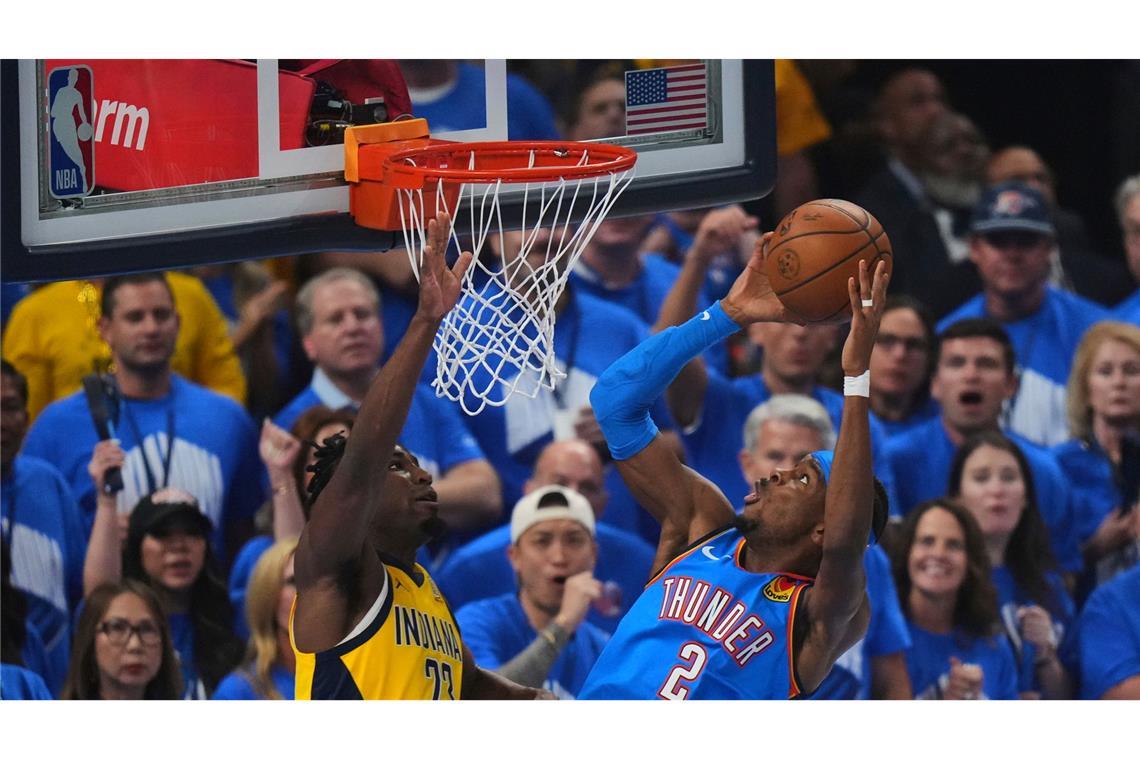 Hartenstein holt mit Oklahoma City den Titel in der NBA Umkämpft bis zum letzten Zentimeter vor dem Korb: Spiel sieben in den NBA-Finals.