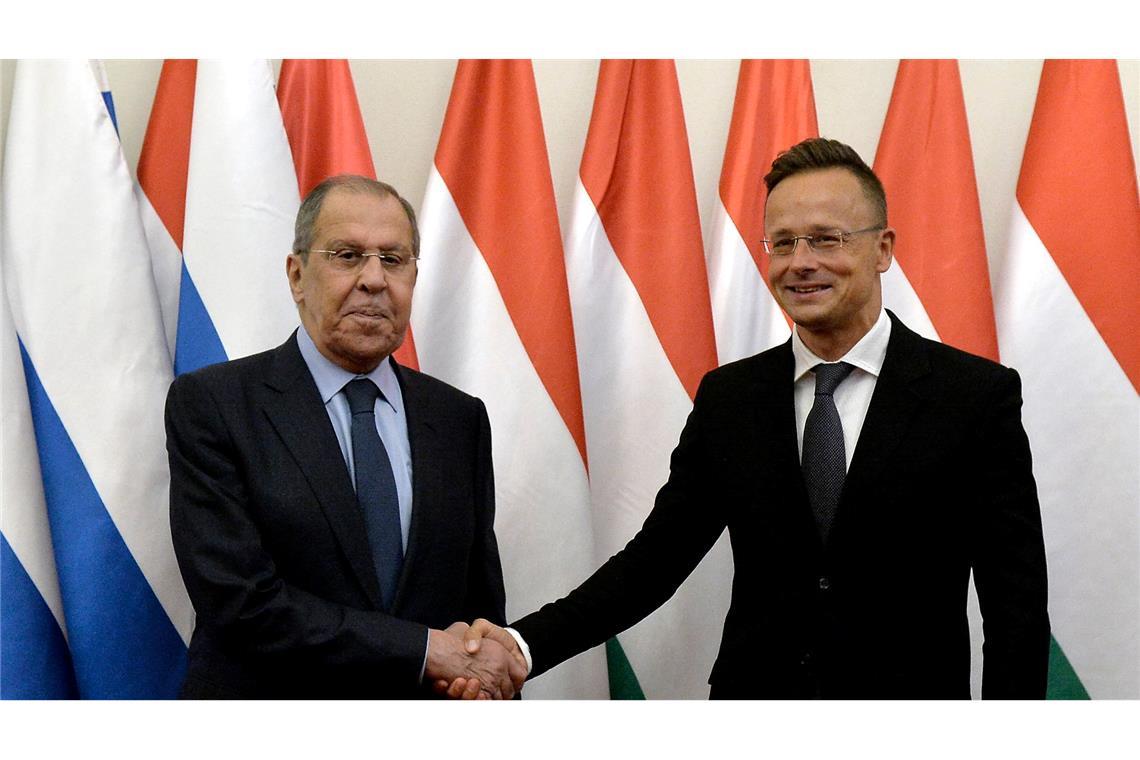 Ungarns Außenminister Peter Szijjarto soll laut Medienberichten seinem russischen Kollegen Sergej Lawrow EU-Interna übermittelt haben.