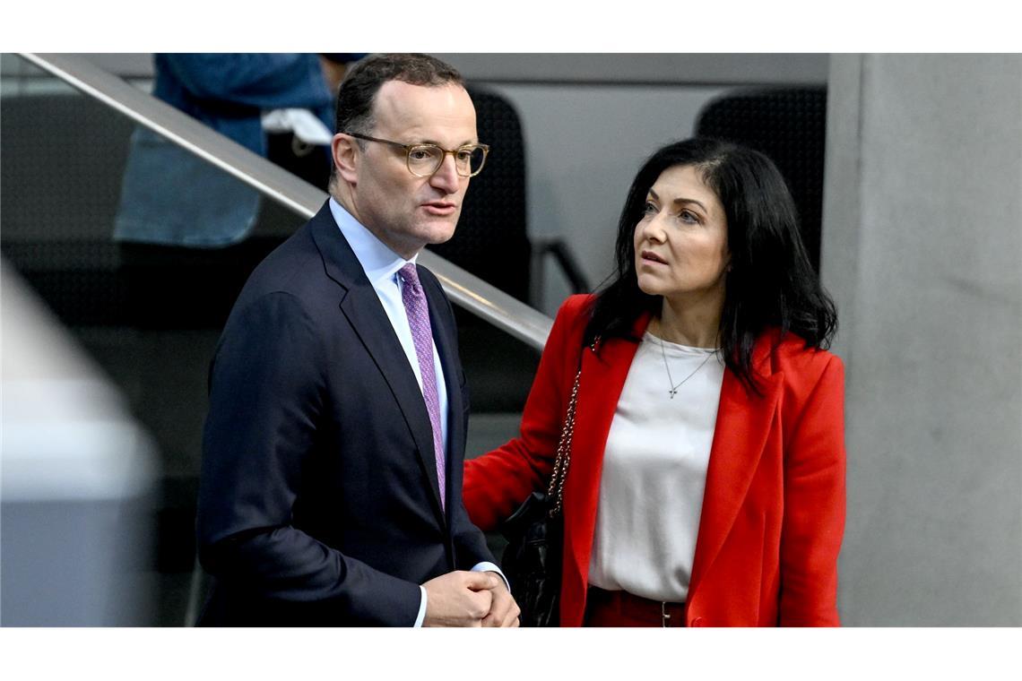 Unionsfraktionschef Spahn und Wirtschaftsministerin Reiche wollen die Konjunktur in Gang bringen (Archivbild)