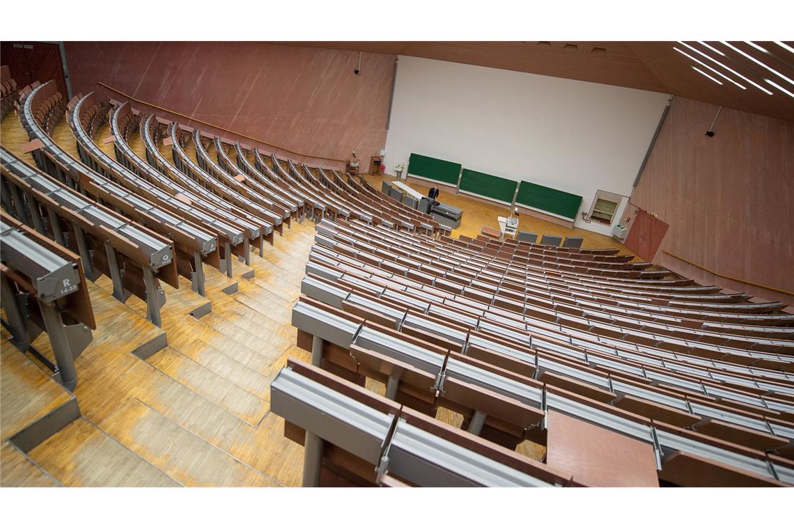 Universitäten sollen Jura-Bachelor als Auffanglösung einführen können Universitäten sollen künftig einen „Jura-Bachelor“ einführen. (Symbolbild)
