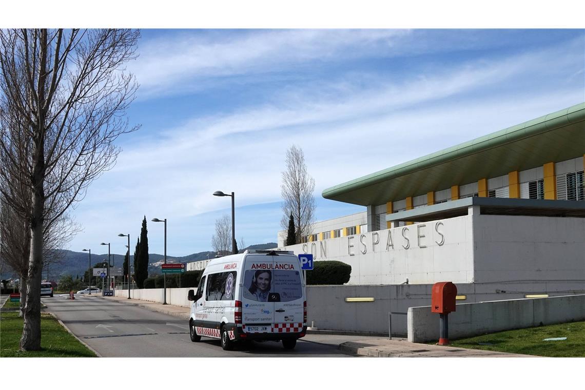 „Mallorca-Grippe“ wütet unter Insulanern und Gästen Universitätsklinikum Son Espases in Palma de Mallorca (Archiv).