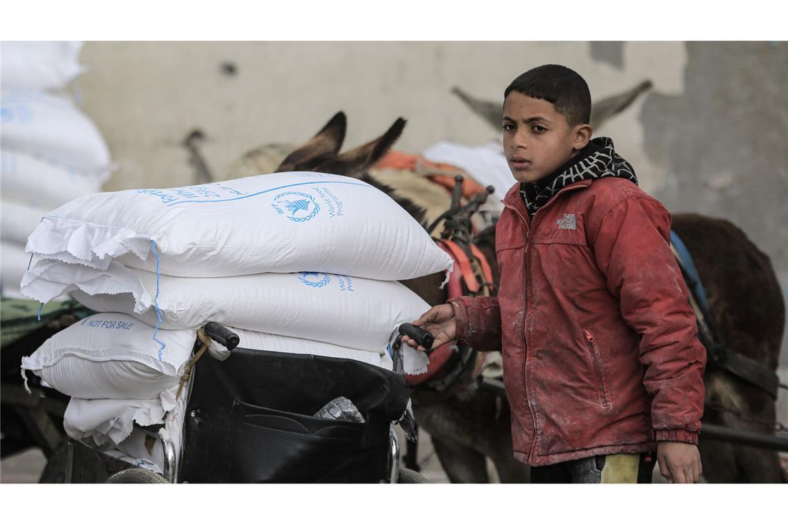 Millionen Menschen in Angst: Palästinenserhilfe vor dem Aus UNRWA verteilt Lebensmittel und betreibt Schulen und Kliniken. (Archivbild)