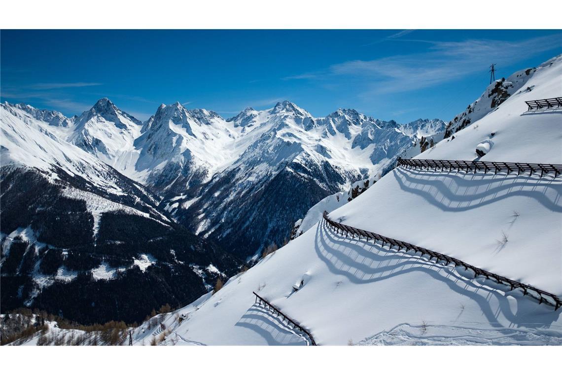 Unter anderem in Österreich sind mehrere Menschen durch Lawinen ums Leben gekommen (Archivbild).