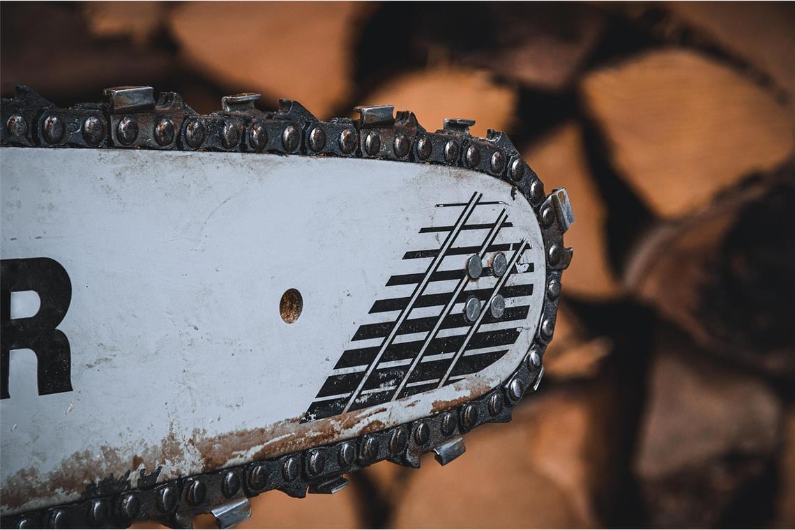 Teure Werkzeuge aus Kleinaspacher Lagerhalle gestohlen Unter anderem wurden Motorsägen gestohlen. Symbolfoto: Tim/Pixabay