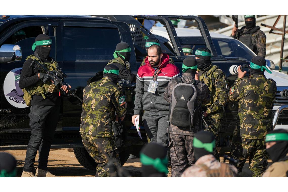 "Tag der Trauer": Hamas will Leichen von Geiseln übergeben Unter den freigelassenen war auch der Familienvater Jarden Bibas. (Archivbild)