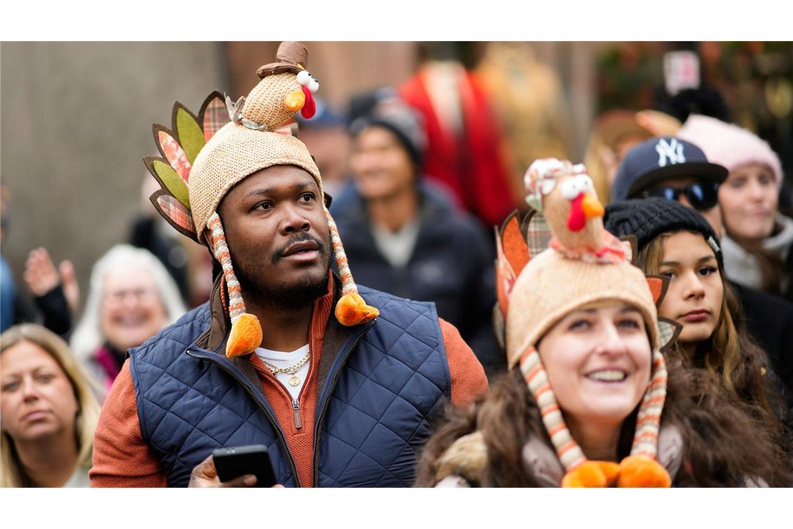 Unter den Hunderttausenden Zuschauern an der Straßen waren auch einige passend kostümiert.
