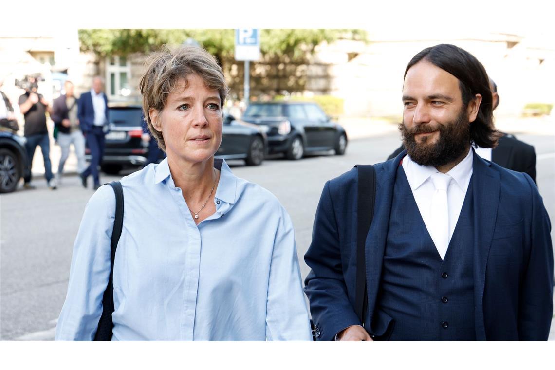 Promi-Prozess um Entführung der Block-Kinder Unternehmerin Block und Anwalt Bott treffen am Gericht ein.