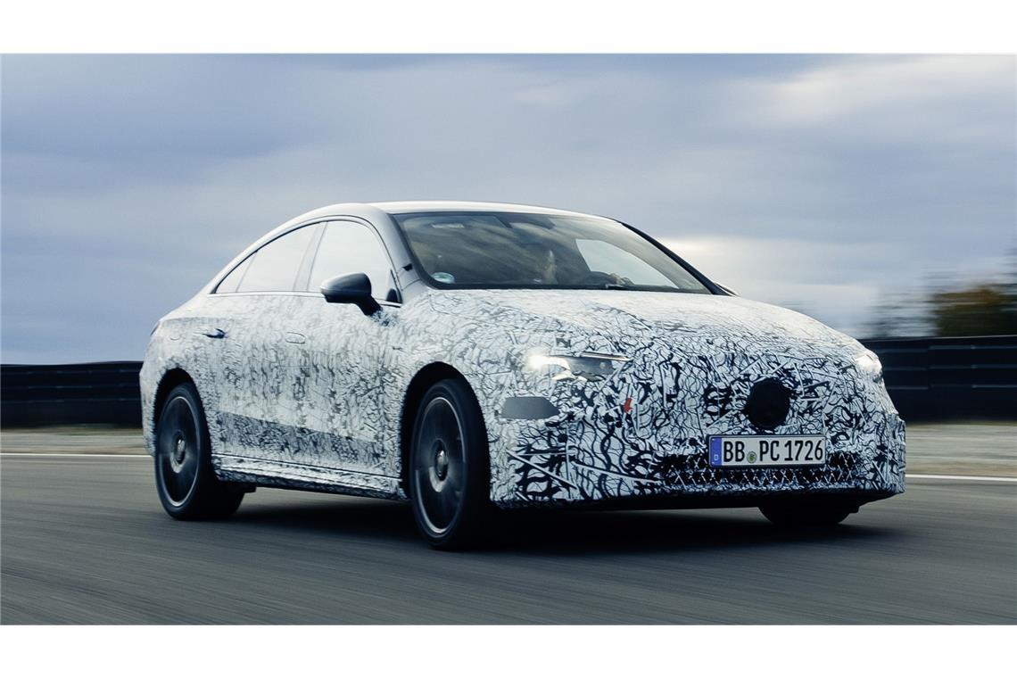 Mercedes-Chef Källenius geht auf Werbefahrt im neuen CLA Unterwegs auf der Teststrecke in Immendingen