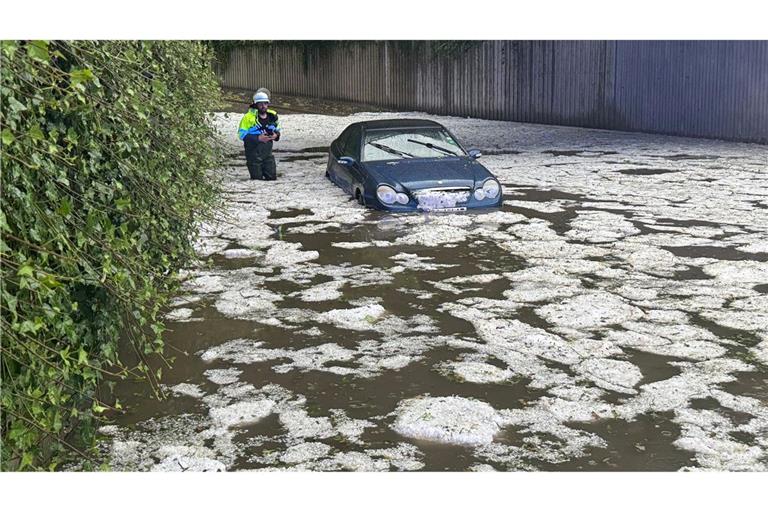 Unwetterschäden können teuer werden (Symbolbild)