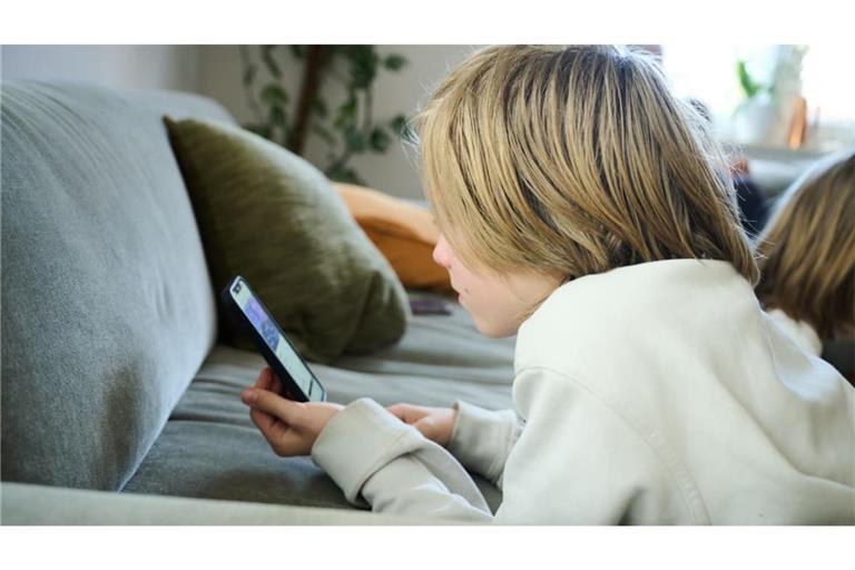 Ursula von der Leyen hat sich für ein Social Media-Verbot für Kinder unter 13 Jahren ausgesprochen.