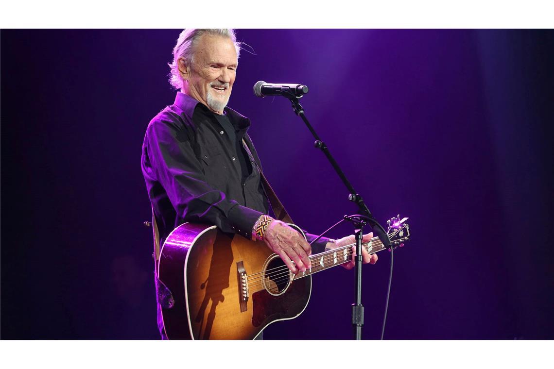 Von wem sich Deutschland und die Welt 2024 verabschiedeten US-Musiker Kristofferson mit 88 Jahren gestorben. (Archivbild)