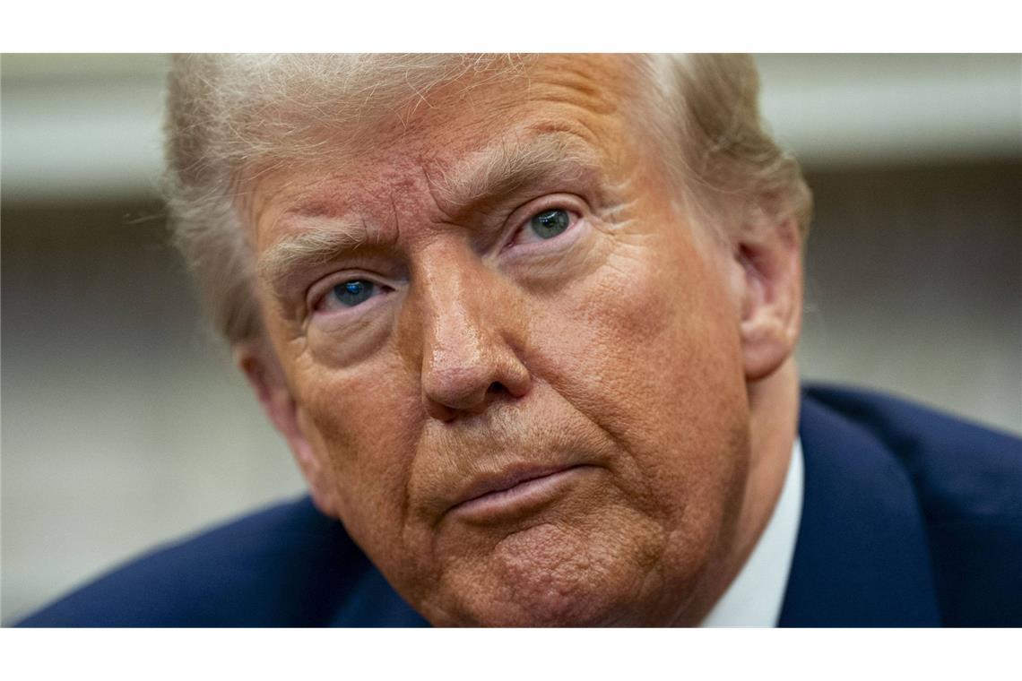 Trump: Putin würde europäische Friedenstruppen akzeptieren US-Präsident Donald Trump sehnt ein baldiges Ende des Ukraine-Kriegs herbei.