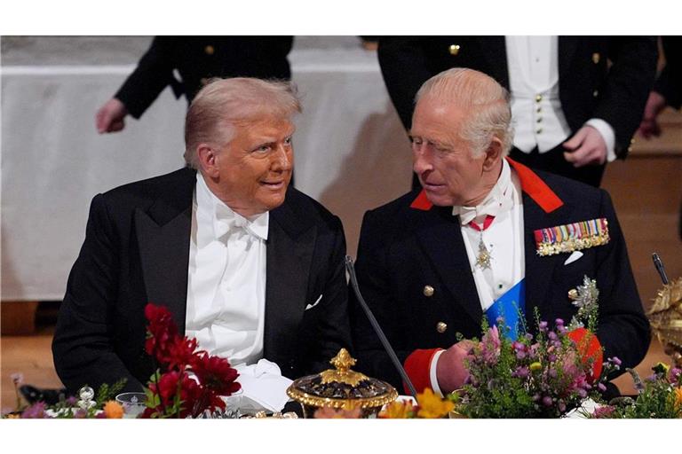 US-Präsident Donald Trump und der britische König Charles III. in London.