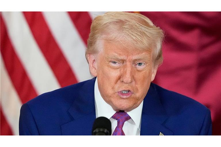 US-Präsident Trump äußerte sich optimistisch zu den Atom-Gesprächen mit dem Iran - und drohte Teheran gleichzeitig erneut für den Fall des Scheiterns der Verhandlungen.