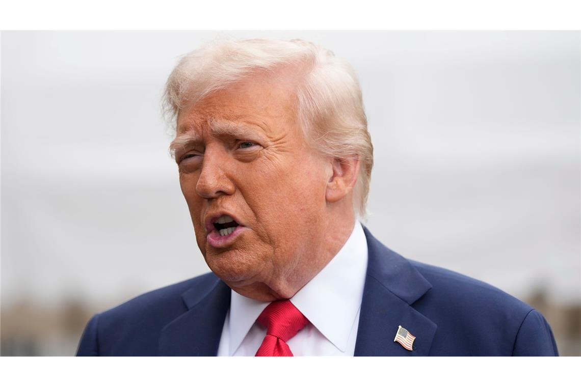 Hamas-Antwort auf Trump-Plan: Das sind die offenen Fragen US-Präsident Trump hat Israel aufgefordert, die Bombardierung des Gazastreifens einzustellen.