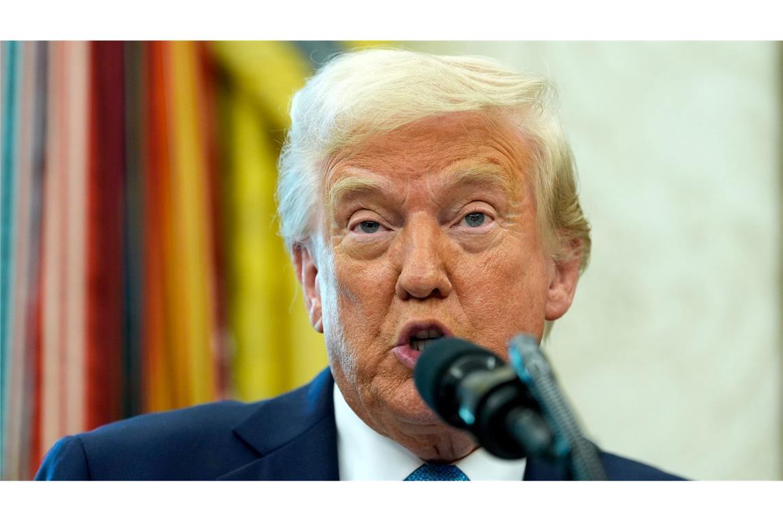 Streit um Krim: Trump geht Selenskyj an, USA erhöhen Druck US-Präsident Trump macht dem ukrainischen Präsidenten Wolodymyr Selenskyj schwere Vorwürfe.