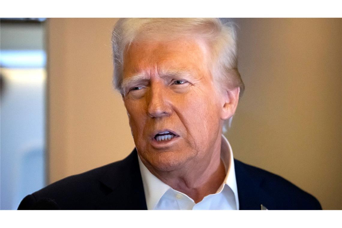 Sorge um Waffenruhen in Nahost - Trump mit drastischer Idee US-Präsident Trump will Menschen aus Gaza in arabische Länder bringen.