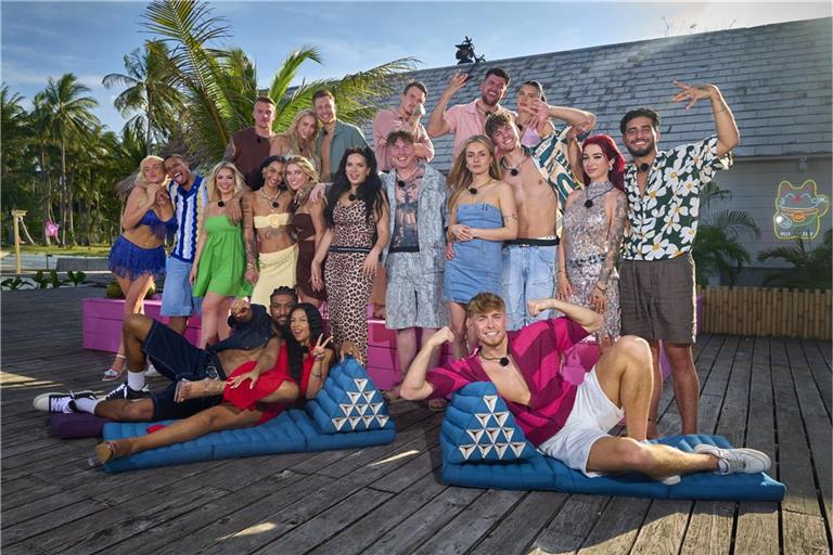 So war das Wiedersehen V. o. l.: Xander, Beverly, Olli, Rob, Nico, Nelly, Antonia, Kevin, Elli, Joanna, Sandra Janina, Henna, Jonny, Viki, Lennert, Ariel, Sidar, Calvin O., Hati und Calvin S.