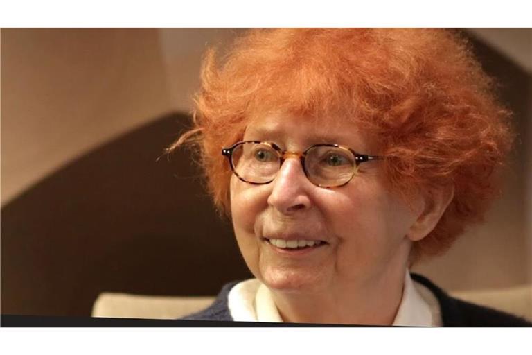 Vera Mercer  – hier in einem Interview der Reihe „Pepper Photo-Chat“