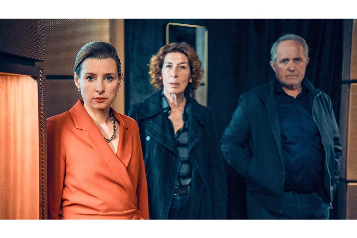 Wie war „Messer“, der neue „Tatort“ aus Wien? Verdächtig: Alicia Brauer (Martina Ebm, li.), Bibi Fellner (Adele Neuhauser) und Moritz Eisner (Harald Krassnitzer).
