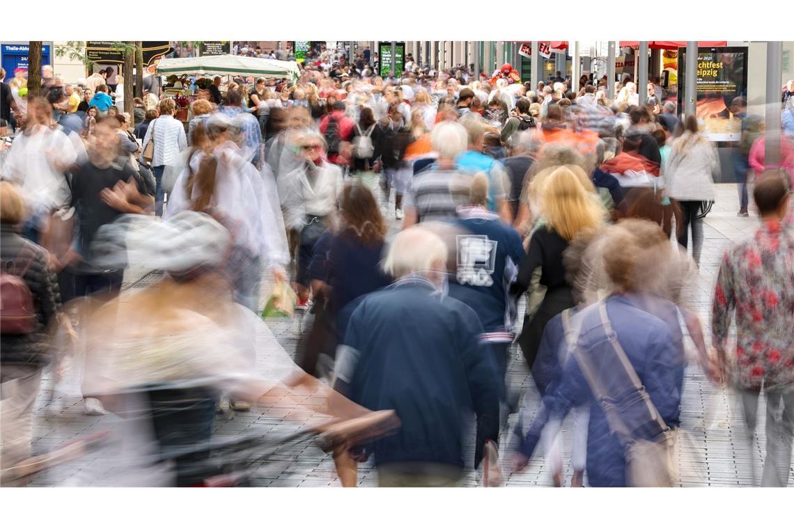 Statistiker: So viele Menschen in Deutschland wie nie zuvor Vergangenes Jahr gab es ein Bevölkerungswachstum in Deutschland, das auf einem Wanderungsüberschuss beruht. (Symbolbild)