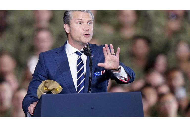 Hegseth: Vier Tote bei neuem US-Angriff im Pazifik Verkündet schon wieder einen tödlichen US-Angriff auf ein Boot im Pazifik - Pentagon-Chef Hegseth.