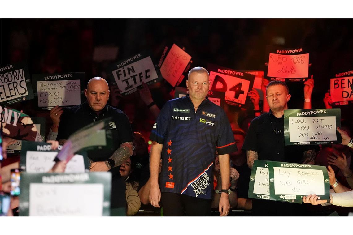 Becker-Effekt und schwache Deutsche: So lief die Darts-WM Verließ den Ally Pally schwer geschlagen: Ex-Weltmeister Raymond van Barneveld.