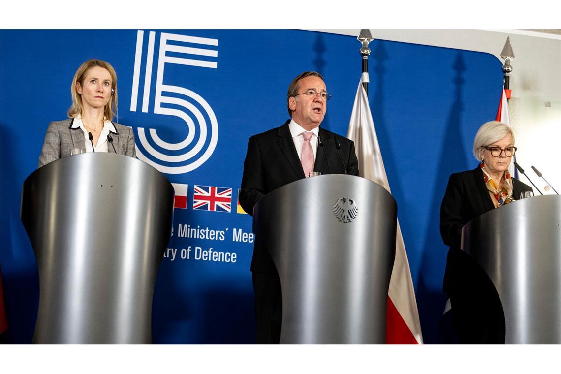 Verteidigungsminister Boris Pistorius kündigt frisches Geld für die Lieferung von US-Rüstungsgütern an die Ukraine an. (Archivbild)