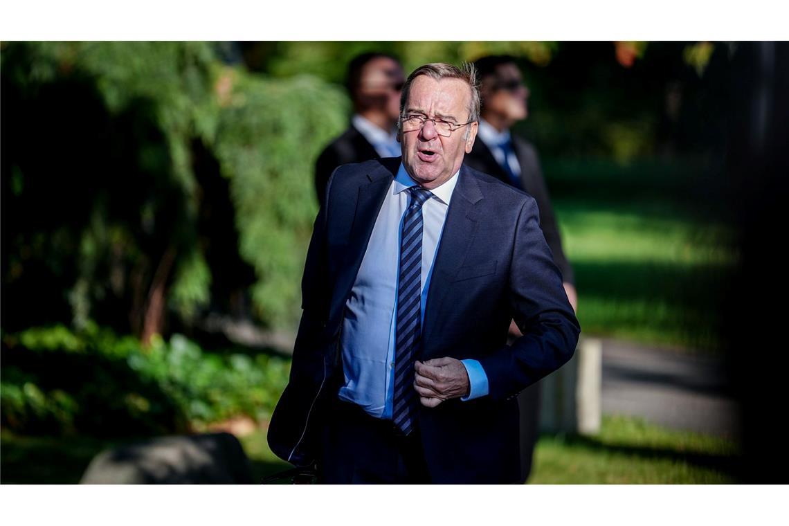 Verteidigungsminister Pistorius dringt darauf, sich an den vereinbarten Zeitplan zu halten. (Archivbild)