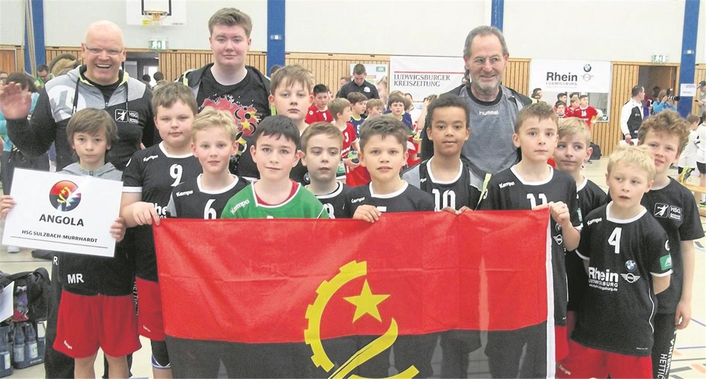 Achter für Angola: HSG-Team trumpft auf Vertraten die Farben Angolas bei der Mini-WM in Möglingen mehr als würdig: Die Handballtalente der HSG Sulzbach-Murrhardt.Foto: privat