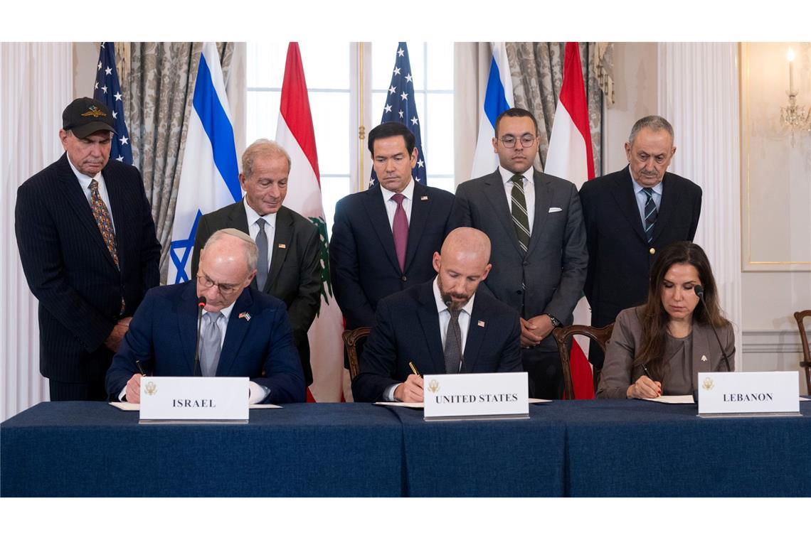 Vertreter des Libanons und Israels unterzeichneten ein Rahmenabkommen in Washington.