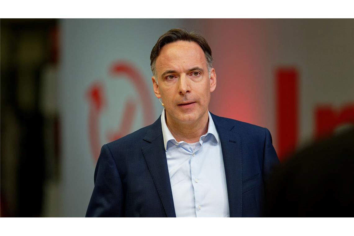 Vertriebsvorstand Marc Spieker wünscht sich eine Verpflichtung aller Netzbetreiber zu einer Smart-Meter-Umrüstung in Deutschland. (Archivbild)