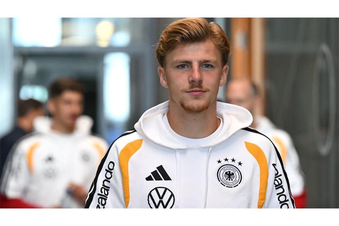 VfB-Innenverteidiger Finn Jeltsch durfte wie sein Teamkollege Maximilian Mittelstädt in Griechenland nicht spielen.