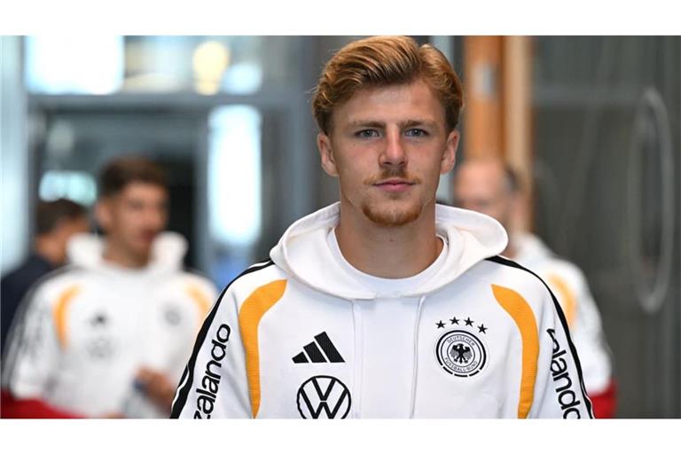 VfB-Innenverteidiger Finn Jeltsch durfte wie sein Teamkollege Maximilian Mittelstädt in Griechenland nicht spielen.