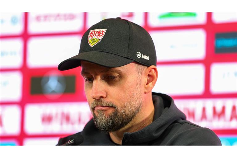 VfB-Trainer Sebastian Hoeneß sieht in den Sozialen Medien einen „anonymen Bereich, in dem es keine Grenzen gibt“.