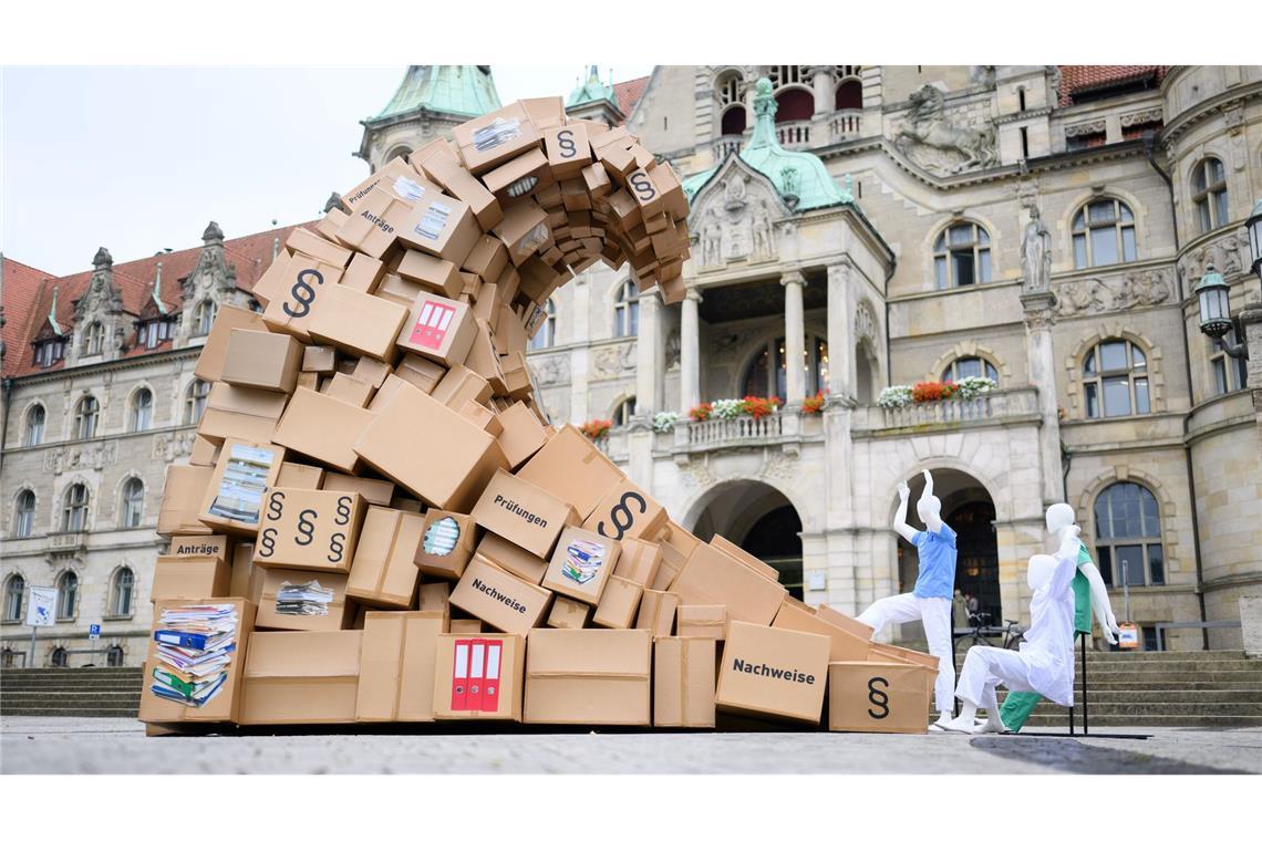 Kontrollrat fordert mehr Praxis-Checks für bessere Gesetze Viele Branchen klagen über bürokratischen Aufwand. (Archivbild)
