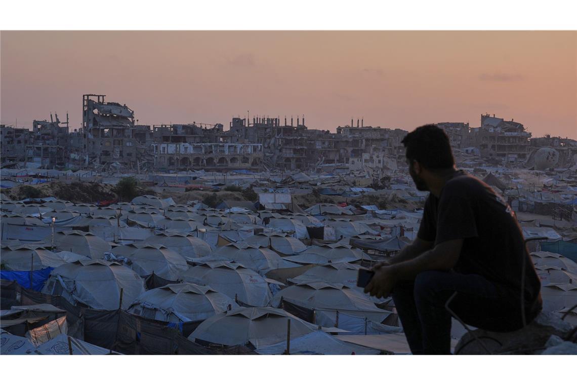 Viele Häuser in Gaza sind zerstört. Deutschland will unter anderem mit Notunterkünften helfen.