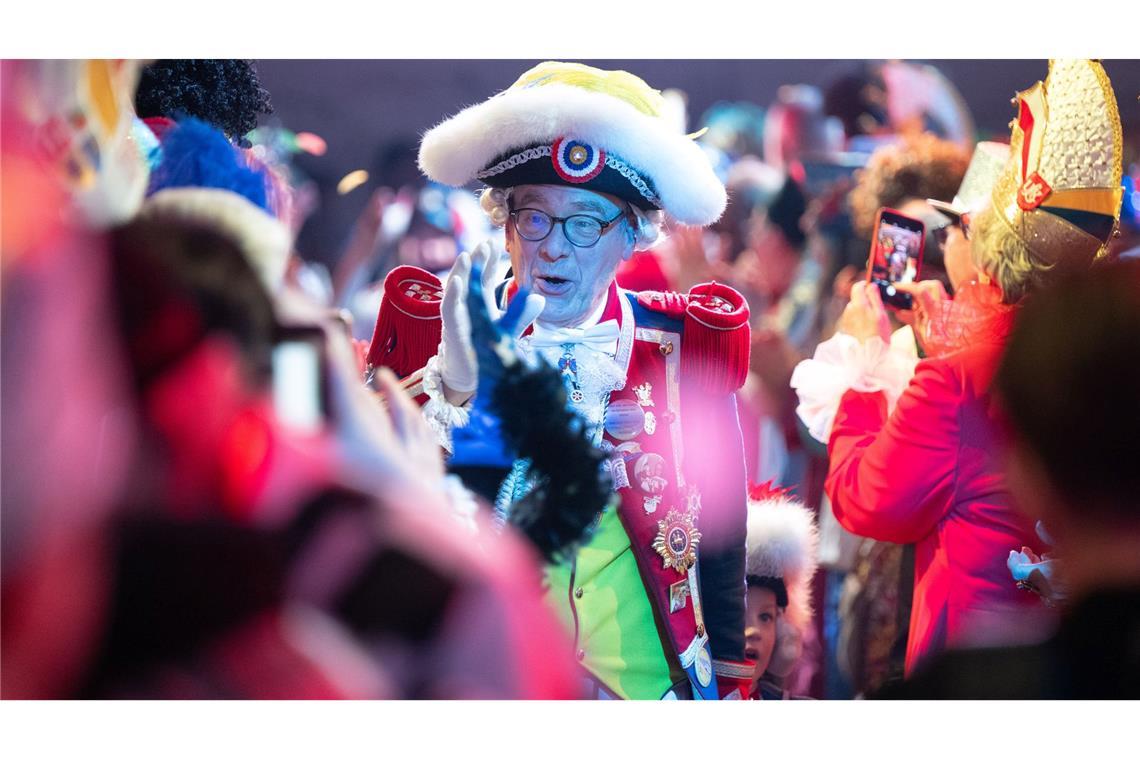 Helau! 70 Jahre "Mainz bleibt Mainz" Viele klassische Kostüme sind in der Mainzer TV-Fastnacht zu sehen.