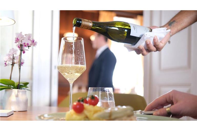 Viele Restaurants in Deutschland stehen wegen gestiegener Preise unter Druck (Archivbild)