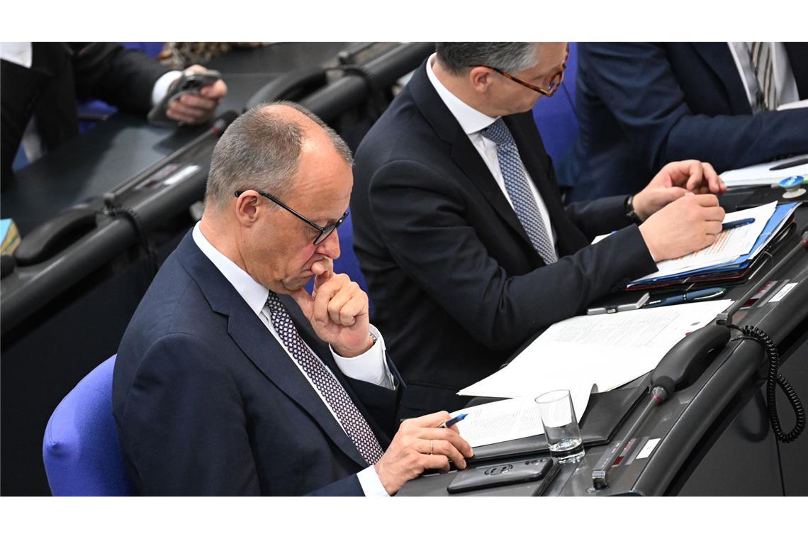 Auch Friedrich Merz muss jetzt eine Schuld zurückzahlen Viele Wähler sind von Merz’ Sinneswandel enttäuscht.