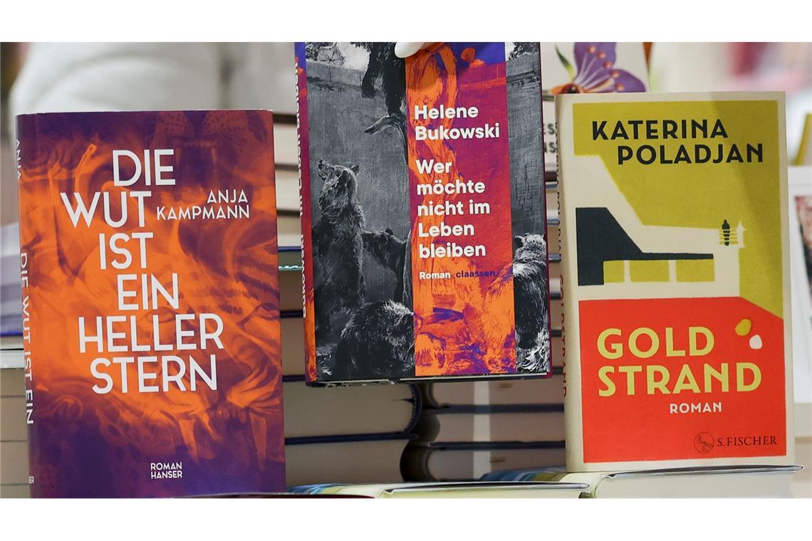 Vier Autorinnen und ein Österreicher stehen auf der Shortlist.