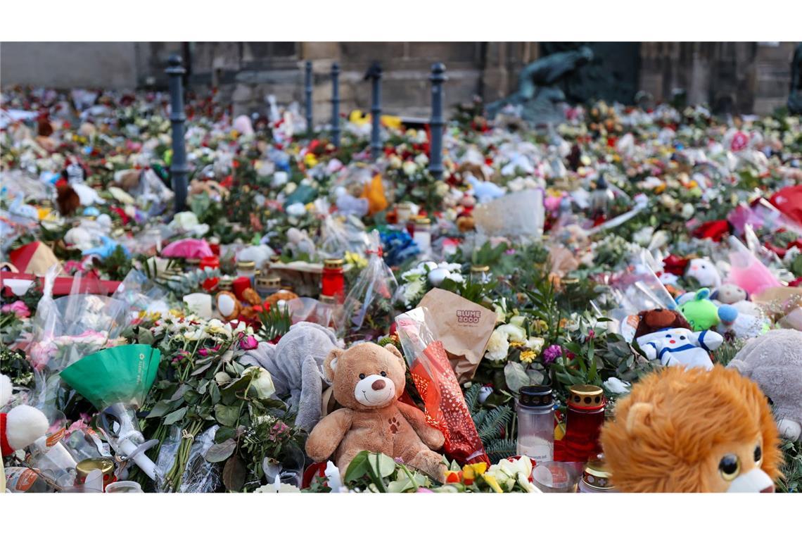 Verdacht auf Kinderpornografie bei Magdeburger Attentäter Vier Tage vor Heiligabend gab es einen Anschlag auf den Magdeburger Weihnachtsmarkt.