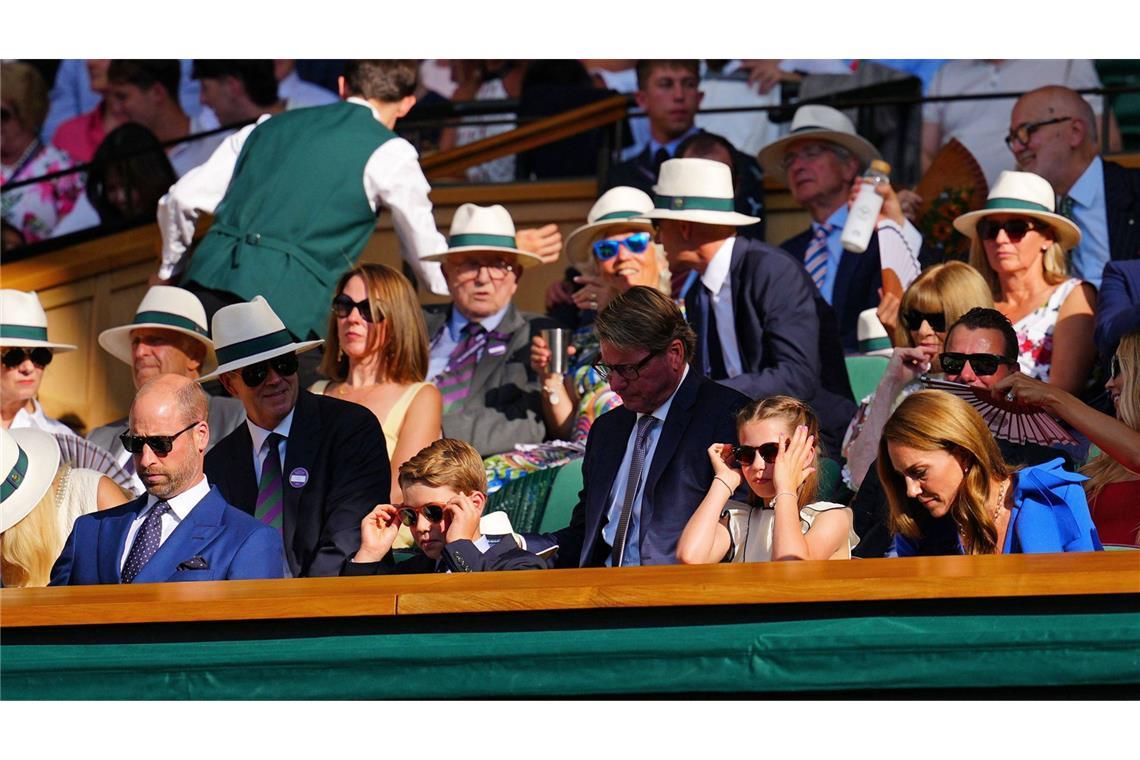 Vier Wales in Wimbledon (von links): Prinz William, Prinz George, Prinzessin Charlotte und Prinzessin Kate – nur Prinz Louis, der Jüngste, blieb zu Hause.