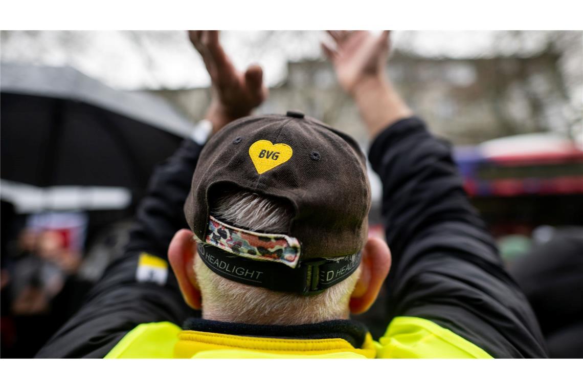 Neuer Warnstreik im Berliner Nahverkehr Viermal hat Verdi seit Januar zum Warnstreik bei der BVG aufgerufen. (Archivbild)