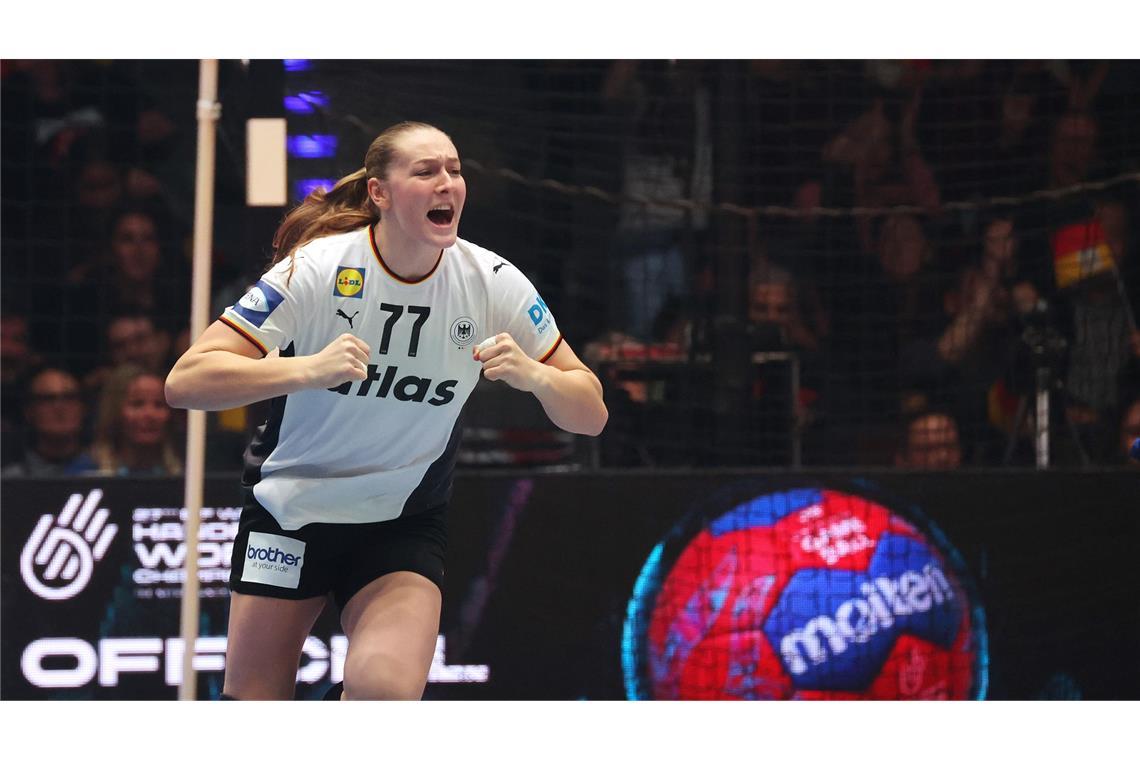 Viola Leuchter bejubelt eines ihrer  vier Tore.